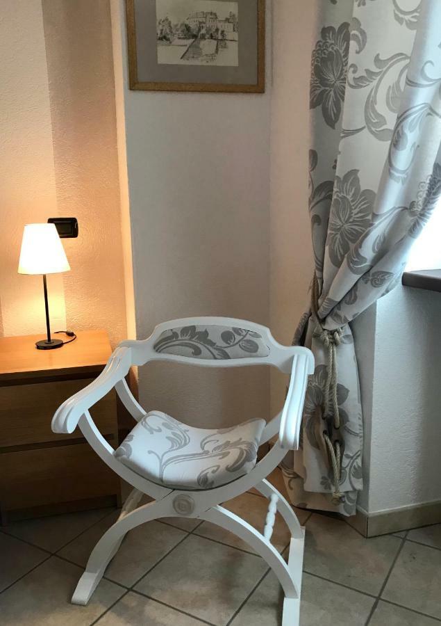 Le Coin Cache Apartment Introd Luaran gambar